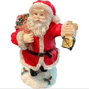 Pacific Rim Detailed Resin Santa Holding Lantern & Present Sack 4.5” x 2.5”